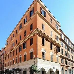 Lh Lloyd Hotell